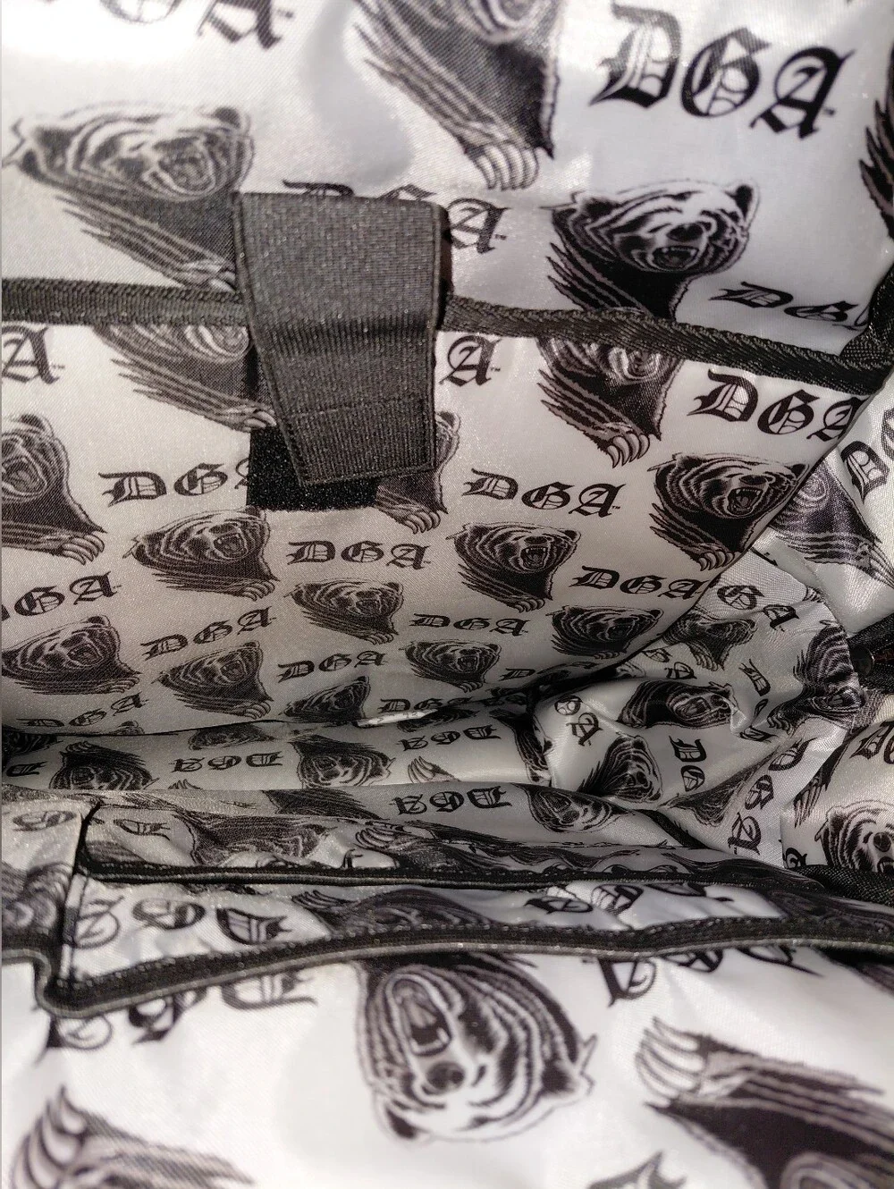 DGA clownin Backpack Black NWT